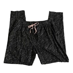 the black and pink lululemon athletic pants